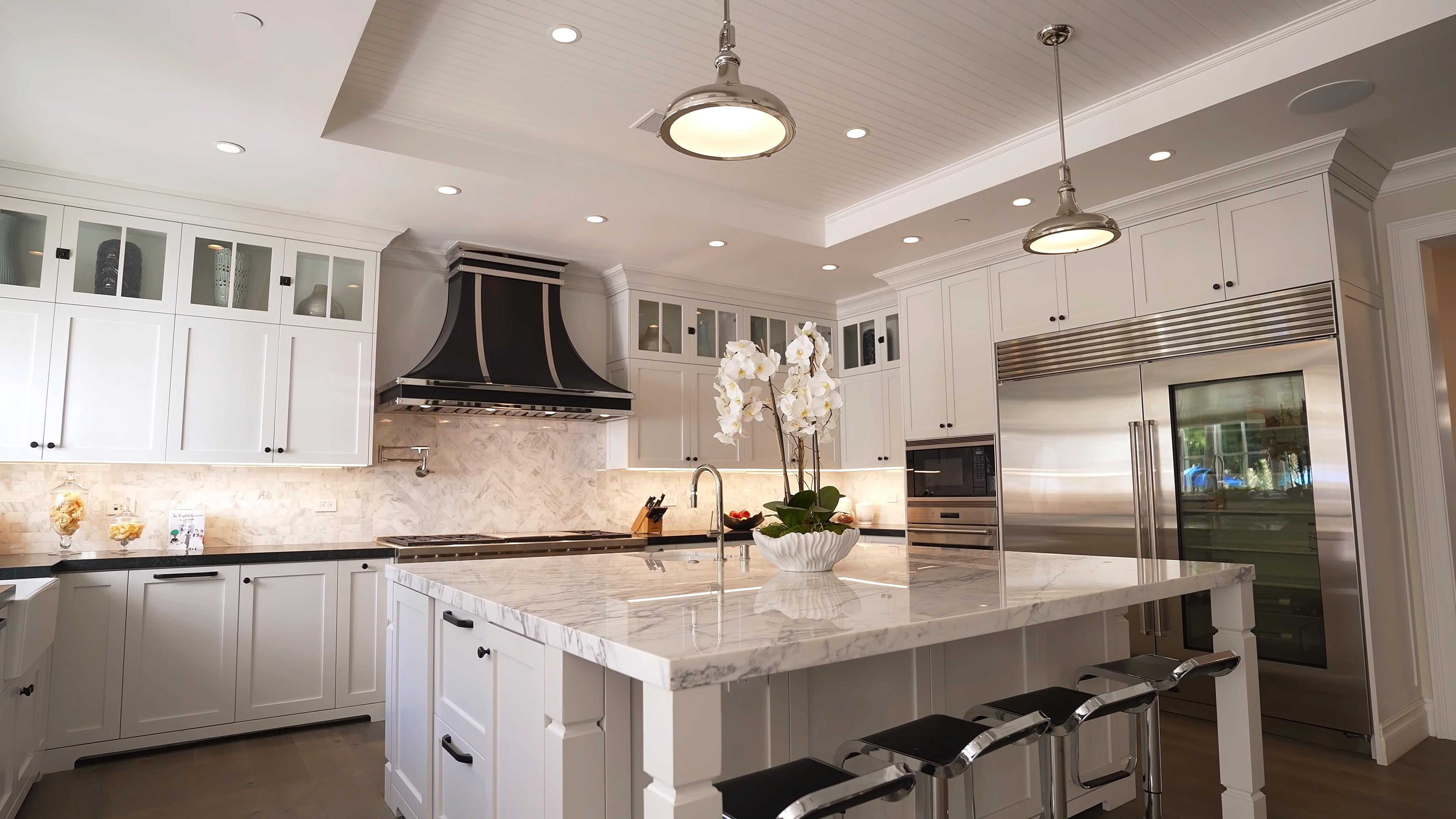 Why Should You Replace Your Kitchen Lights with LEDs?
